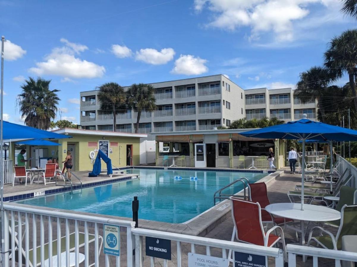 Bay Views From Your Balcony Beach Resort Tampa Exteriör bild