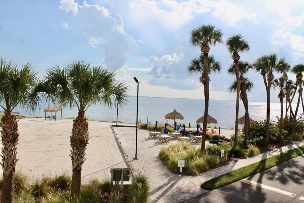 Bay Views From Your Balcony Beach Resort Tampa Exteriör bild