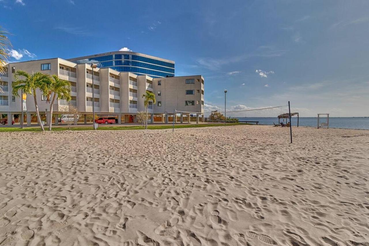 Bay Views From Your Balcony Beach Resort Tampa Exteriör bild