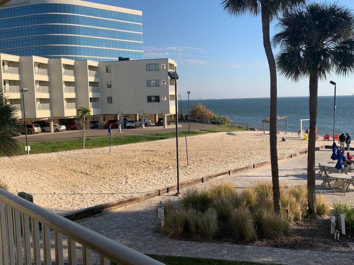 Bay Views From Your Balcony Beach Resort Tampa Exteriör bild