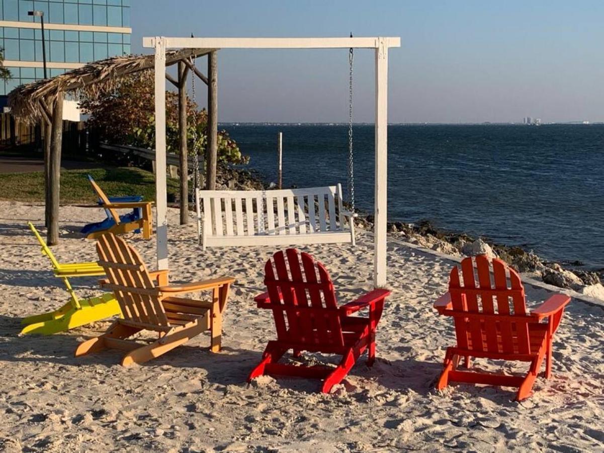Bay Views From Your Balcony Beach Resort Tampa Exteriör bild